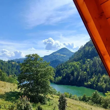 بيت للعطل Tarska Carolija Zaovine